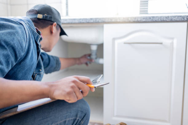 Best Shower Repair Services  in Montesano, WA